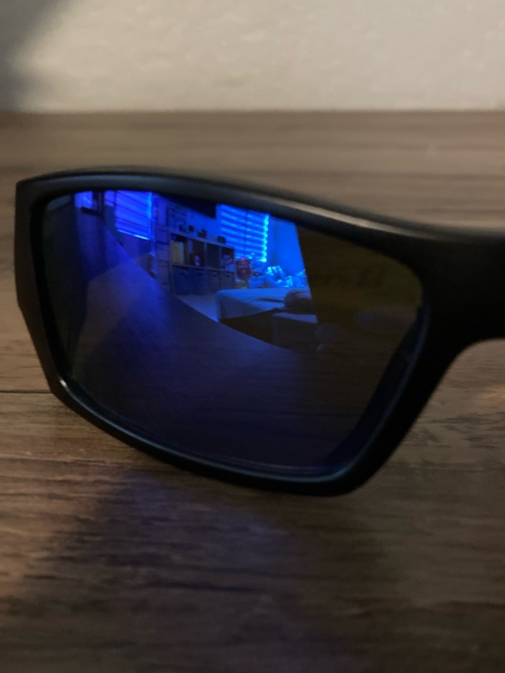 Oakleys sunglasses - Picture 5 of 8